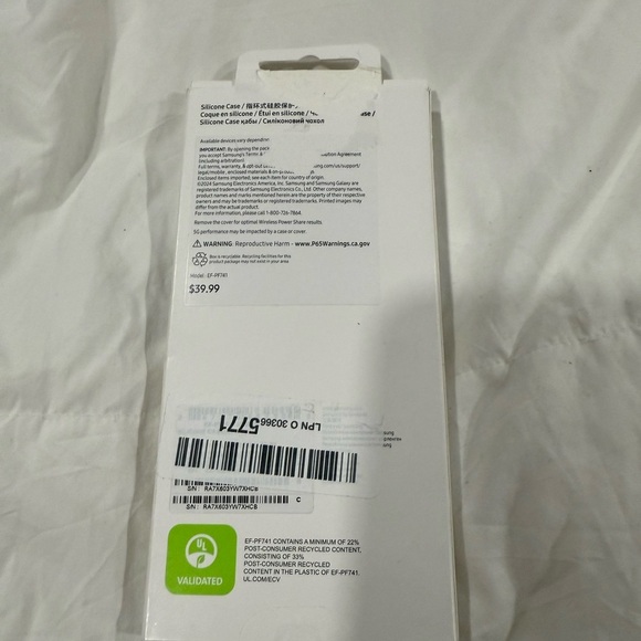 SAMSUNG GALAXY Z FLIP 6 SILICONE
CASE - Picture 10 of 13